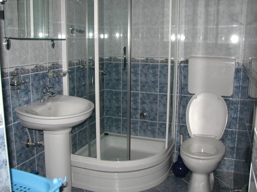 Guest House Ivo Jovanovic Ilha Sveti Stefan Quarto foto
