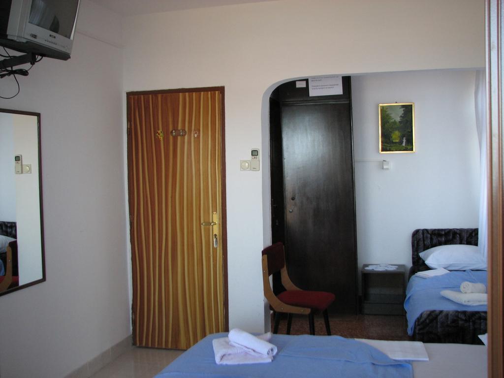 Guest House Ivo Jovanovic Ilha Sveti Stefan Quarto foto